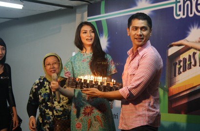 Ultah, Adi Nugroho Berharap Segera Nikahi Donita