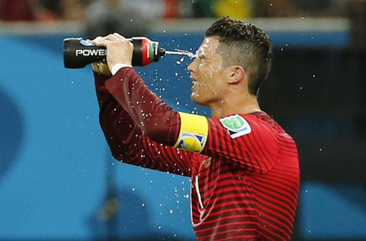 Hindari Dehidrasi, Laga Portugal vs Amerika Serikat Sempat Dihentikan