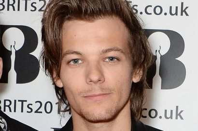Louis Tomlinson 1D Pasang Tarif Selfie Mahal ke Fans