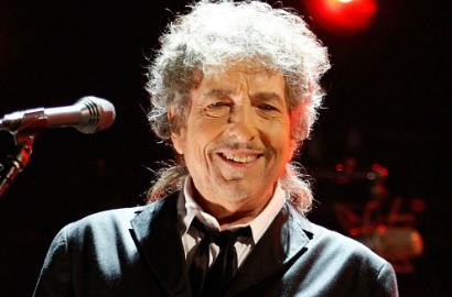 Naskah Lagu Bob Dylan 'Like a Rolling Stone' Dilelang Rp 24 Miliar