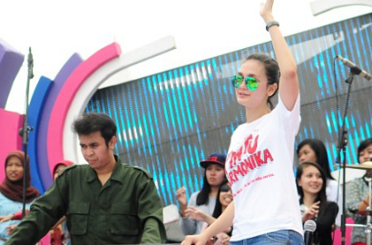Luna Maya Doakan Segera Ada Kabar Soal Kondisi Olga Syahputra