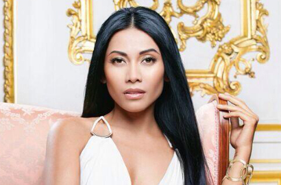 Anggun Hadirkan Parfum Kreasinya 'Grace'