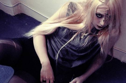 Krystal Tampil Gothic di Teaser Comeback f(x)