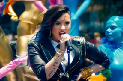 Demi Lovato Unggah MV Duet dengan Cher Lloyd 'Really Don't Care'