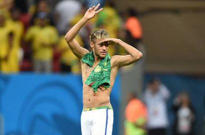 Neymar Terancam Sanksi Atas Insiden Celana Dalam