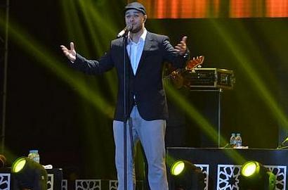 Maher Zain Bius Penonton Indonesia di Konser Bernuansa Islami