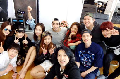 'Roommate' Tak Keberatan Park Bom 2NE1 Tetap Bergabung