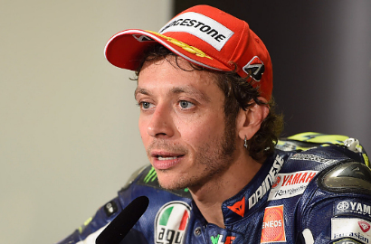 Valentino Rossi Tetap di Yamaha Hingga 2016