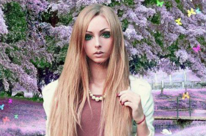Alina Kovalevskaya, Satu Lagi Barbie Hidup dari Rusia