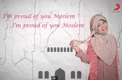 Fatin Unggah Video Lirik 'Proud Of You Moslem'