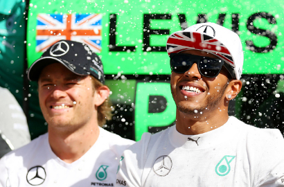 Nico Rosberg Out, Lewis Hamilton Juara GP Inggris