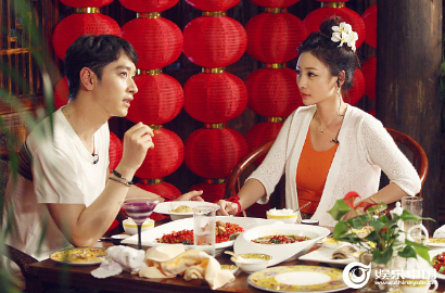 Agensi Chansung 2PM Bantah Gosip Pacaran dengan Yan Liu