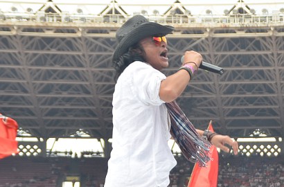 Konser 'Salam 2 Jari' Tuai Banyak Pujian dan Kritikan