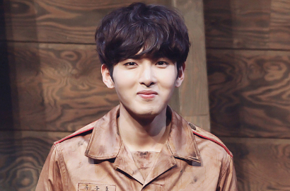 Ryeowook SuJu Dikirimi Fans Makanan di Akhir Musikalnya