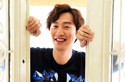 Lee Kwang Soo Pernah Ingin Ungkap Pacar ke Publik
