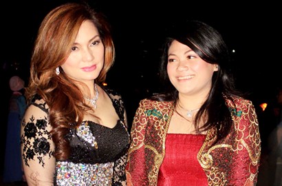 Nia Daniati Akan Segera Jadi Nenek