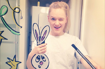 Foto Selfie Nyeni Ala Helene Meldahl yang Kreatif