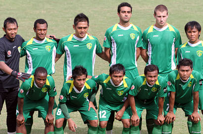 Pemain Persebaya Belum Digaji Dua Bulan