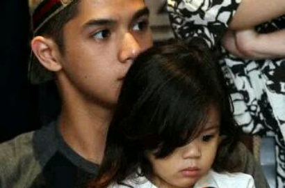 Al Ghazali Makin Tunjukkan Rasa Sayang pada Safeea Ahmad