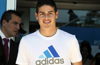 James Rodriguez Resmi Bergabung dengan Real Madrid
