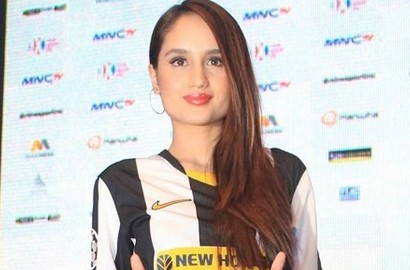 Pernah Pacari Anak Pengusaha Kaya, Cinta Laura Tak Bahagia