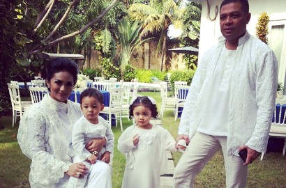 Krisdayanti Bagi-Bagi THR di Lebaran Hari Ini