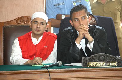 Keluarga Rayakan Lebaran Bersama Guntur Bumi di Penjara