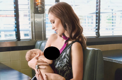 Olivia Wilde Berpose Menyusui untuk Glamour