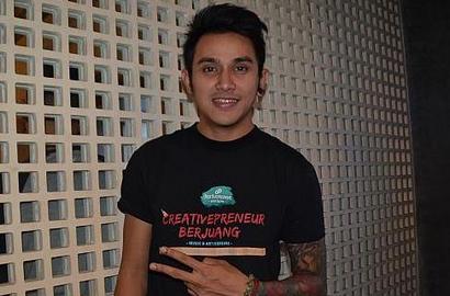 Enjoy Jadi DJ, Vicky Nitinegoro Sering Update Musik Baru