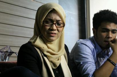 Dituduh Jadikan Marshanda Mesin ATM, Ini Jawaban Ibundanya