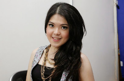 Tina Toon Juga Pernah Alami Gangguan Jiwa Seperti Marshanda