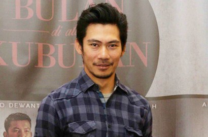 Donny Alamsyah Berdialek Batak untuk Film 'Bulan di Atas Kuburan'