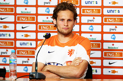 Daley Blind Cari Rumah di Manchester Sebelum Pindah ke MU