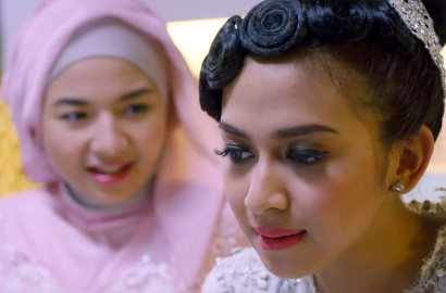 Nina Zatulini dan Eza Gionino Batal Nikah di Trailer 'Aku, Kau dan KUA'