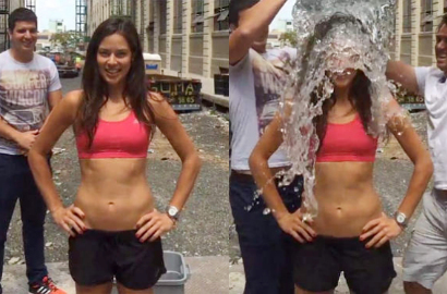 Petenis Cantik Ana Ivanovic Tampil Seksi di 'Ice Bucket Challenge'
