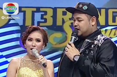 Ivan Gunawan Tembak Ayu Ting-Ting Lagi Saat 'D'Terong Show'