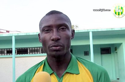 Pemain Kamerun Meninggal Usai Menerima Lemparan dari Penonton