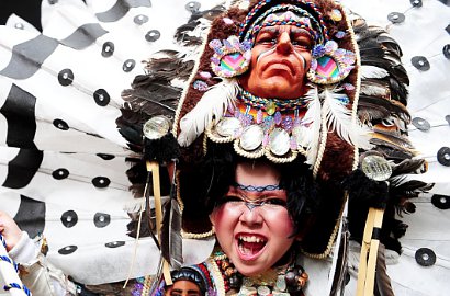Tiga Ribu Fotografer dan Media Abadikan Jember Fashion Carnival 2014