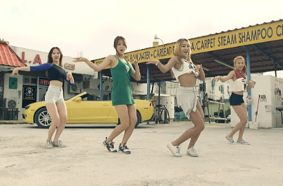 Seksinya Sistar Liburan ke Pantai di MV 'I Swear'