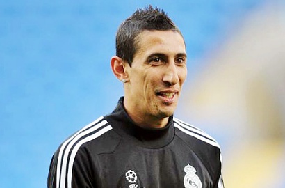 MU Kekurangan Huruf 'R' Untuk Jersey Angel di Maria