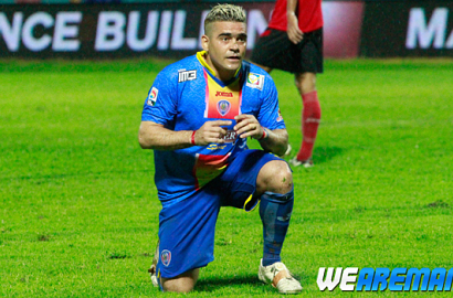 Cristian Gonzales Akan Disidang PSSI Atas Dugaan Pukul Bek Sriwijaya FC