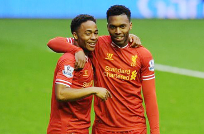 Duo Liverpool Jengah Lihat Rihanna Tampil Seronok