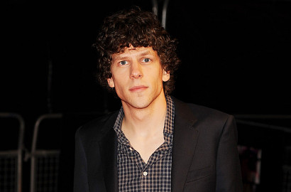 Jesse Eisenberg Akui Tertantang Jadi Lex Luthor di 'Batman v Superman'