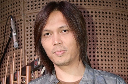Once Masukkan Single 'Tanpamu' Ciptaan JMono 'Neurotic' ke Album Baru