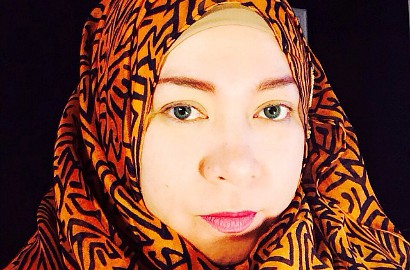 Konsisten Berhijab, Melly Goeslaw Dapat 'Hadiah' dari Chintami Atmanegara
