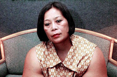 Wanita Pemilik Tangan Terbesar Sejagat Ini Masih Berusaha Kerja