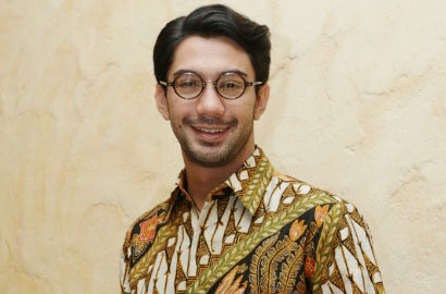 Reza Rahardian Perankan Pahlawan di 'Guru Bangsa: Tjokroaminoto'