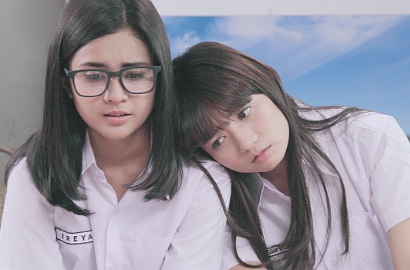 Stella Eks JKT48 Dikhianati Kekasih dan Sahabat di Trailer 'Remember When'