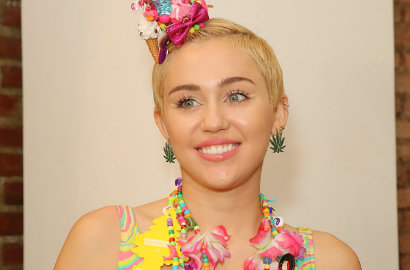 Miley Cyrus Unggah Foto Telanjang ke Instagram