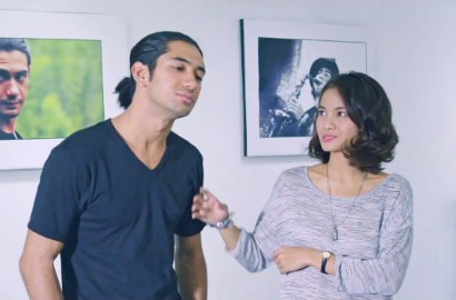 Reza Rahadian dan Acha Septriasa Jatuh Cinta Lagi di Trailer 'Strawberry Surprise'
